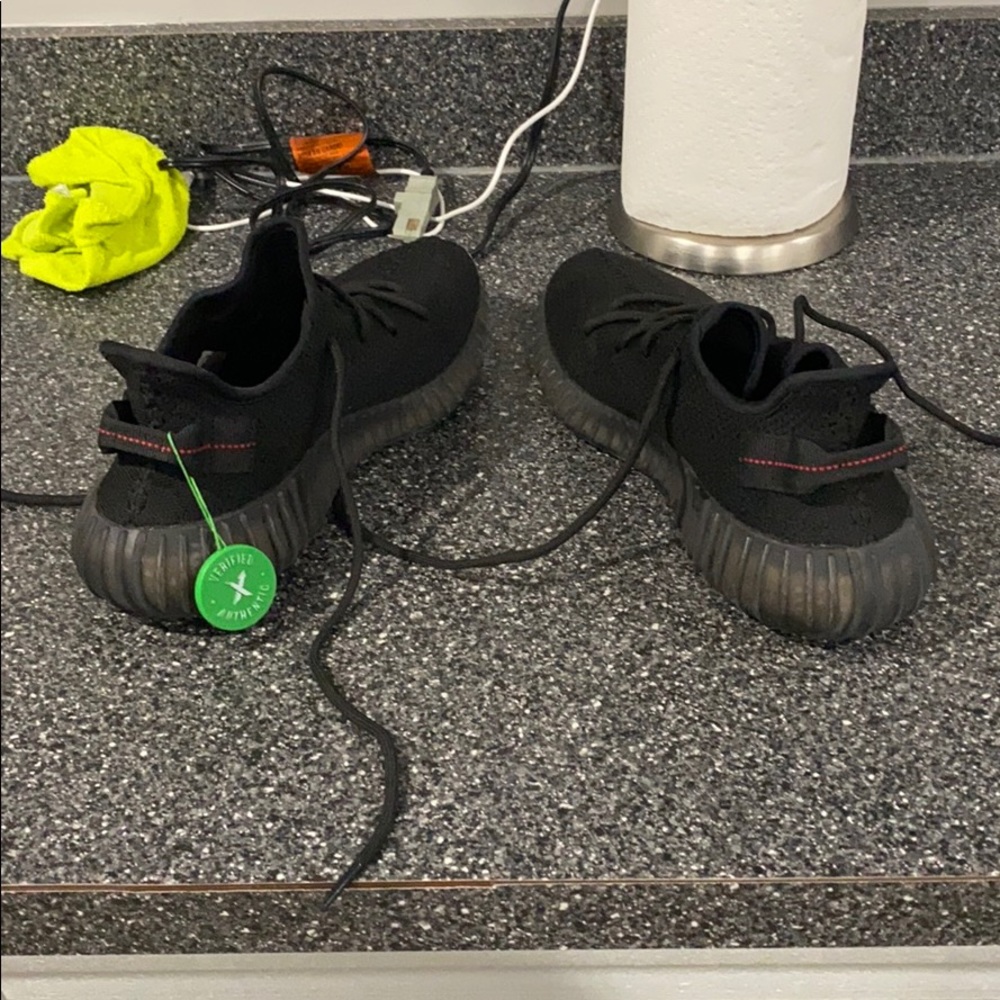 Yeezy bred - Picture 4 of 7